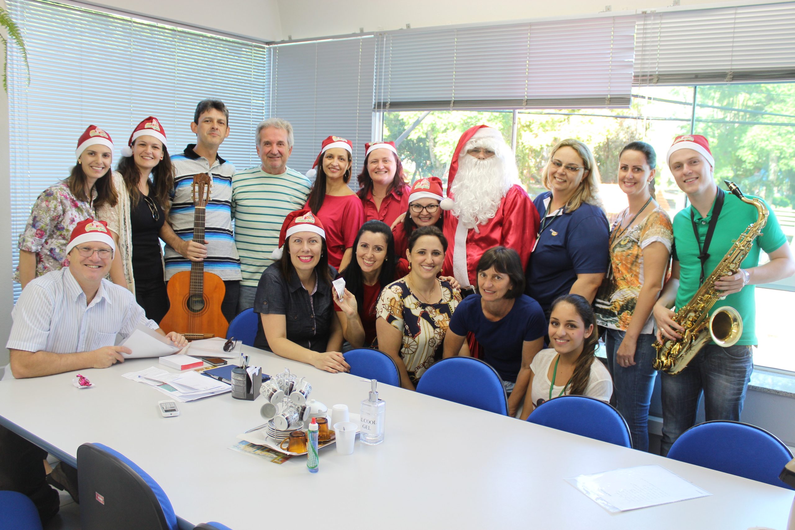 Visita do Papai Noel nas Secretarias!